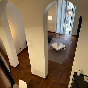 Roberto Exclusive Suite
