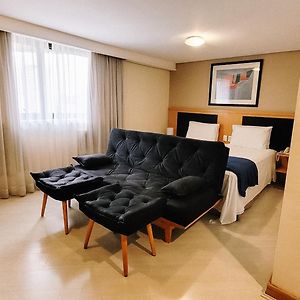 1007 Hotel Bienal Suits, Arrumacao, Manobrista E Piscina